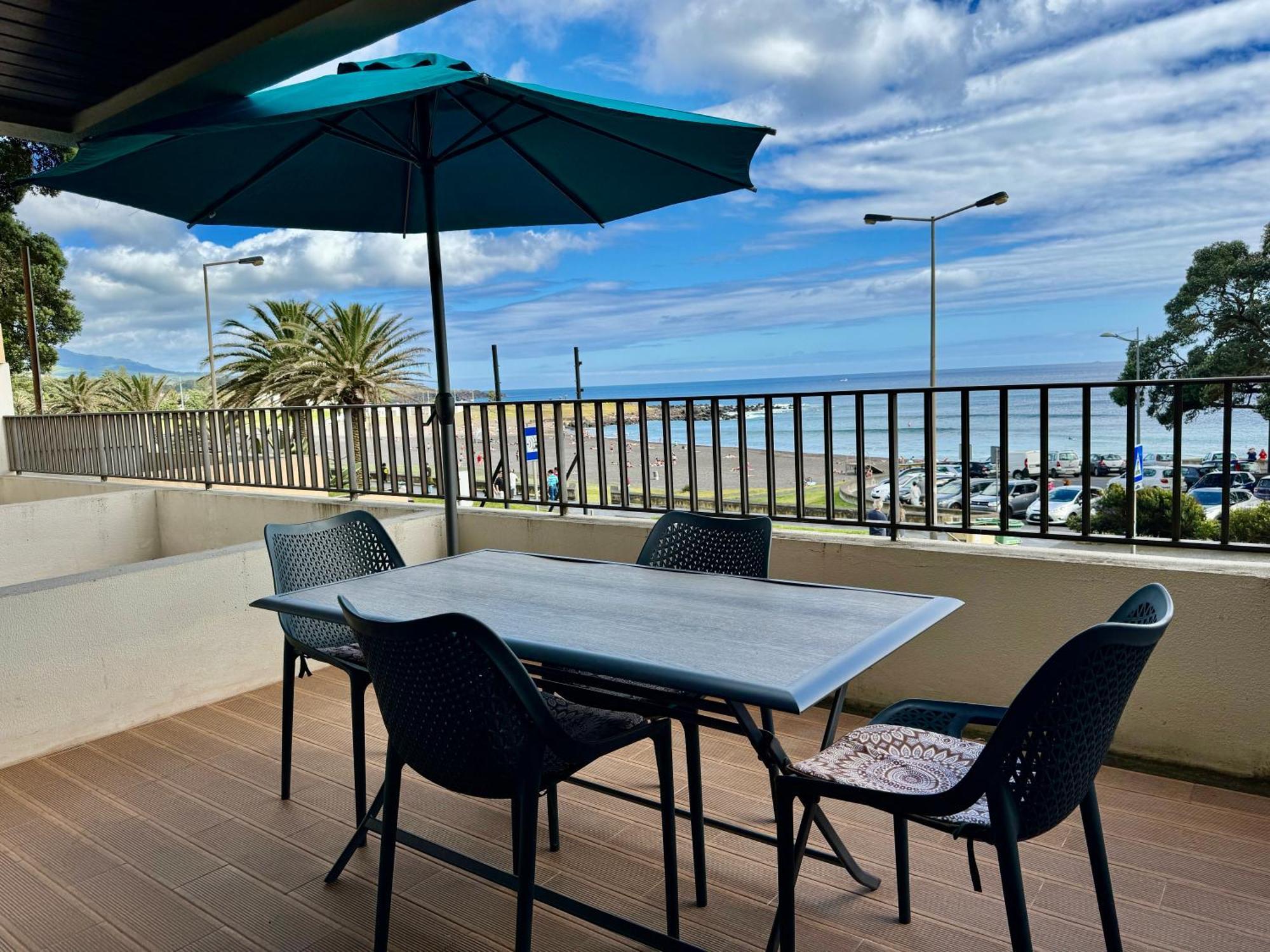 Beach Front House Ponta Delgada Exteriör bild
